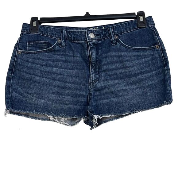Universal Thread SZ 10/30 High-Rise Shortie Jean Shorts Frayed Hems Whiskered - Picture 1 of 6